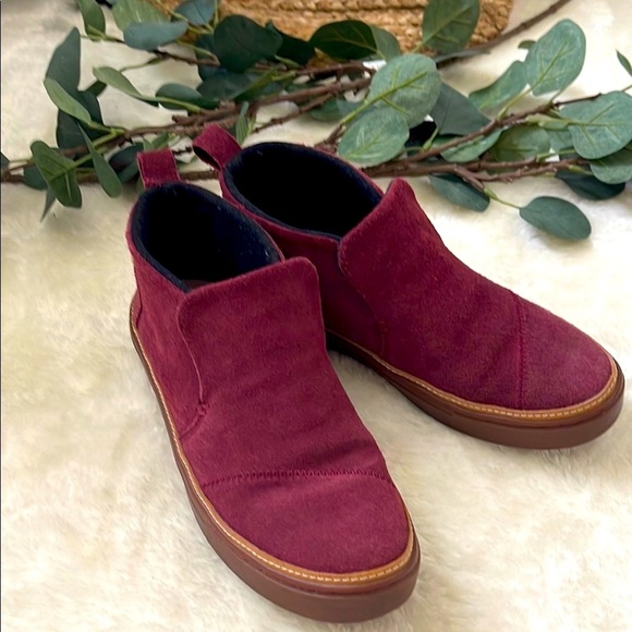 Women's TOMS Paxton Winterized Mid Cut Slip-on Raisin Suede 7 - Picture 1 of 8